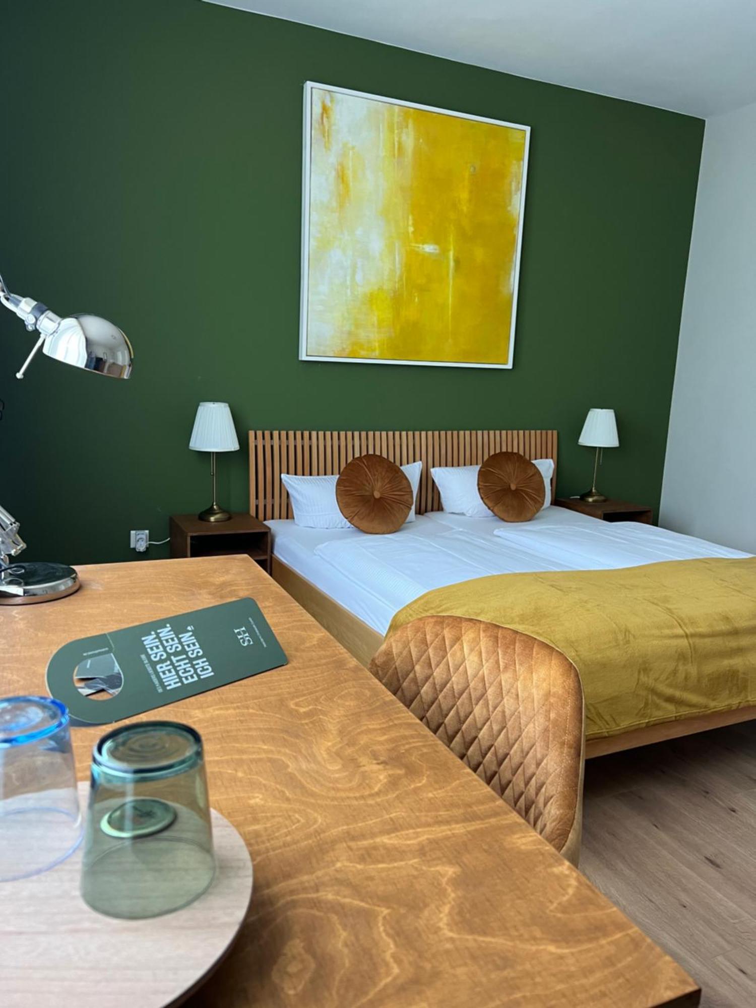Suedstadt-Hotel Вильгельмсхафен Экстерьер фото